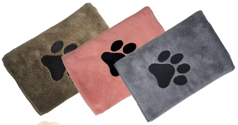 TailWaggers™ Pet Microfiber Drying Towel (Large)